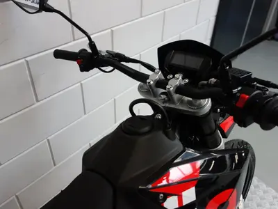 APRILIA SX 125 – foto 4