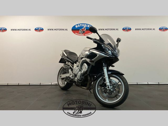 yamaha - fzs-600-fazer