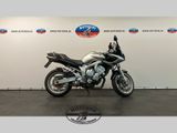 YAMAHA FZS 600 FAZER