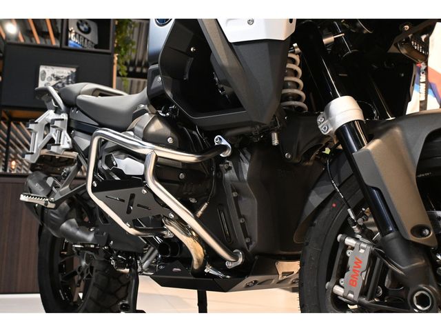 bmw - r-1300-gs-adventure