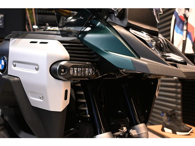 bmw - r-1300-gs-adventure