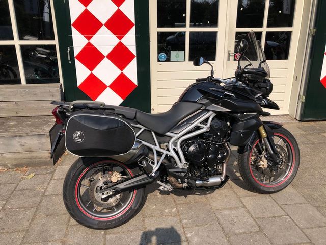 triumph - tiger-800