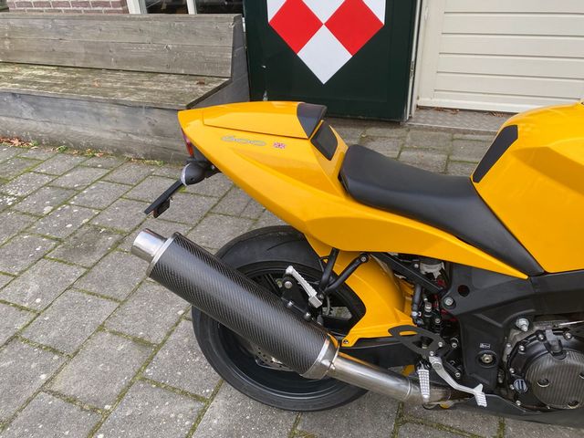triumph - daytona-600