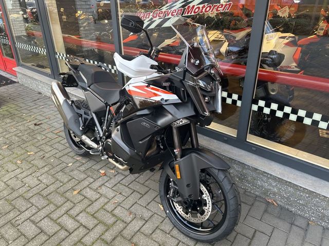 ktm - 1390-super-adventure-s-evo