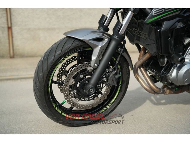 kawasaki - z650