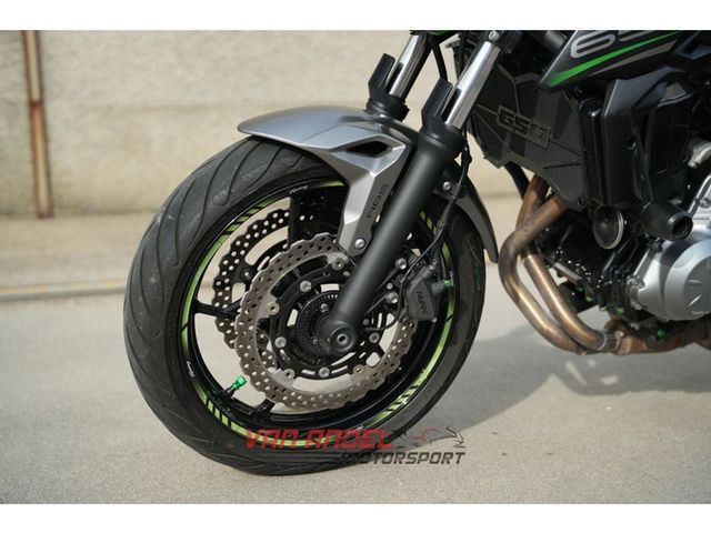 kawasaki - z650