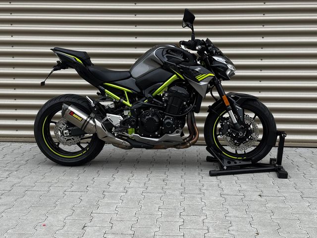 kawasaki - z900
