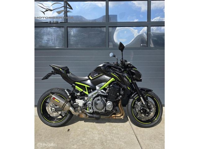 kawasaki - z900