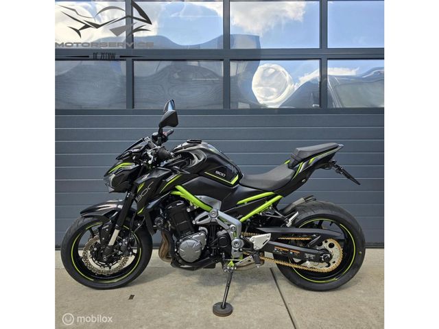 kawasaki - z900