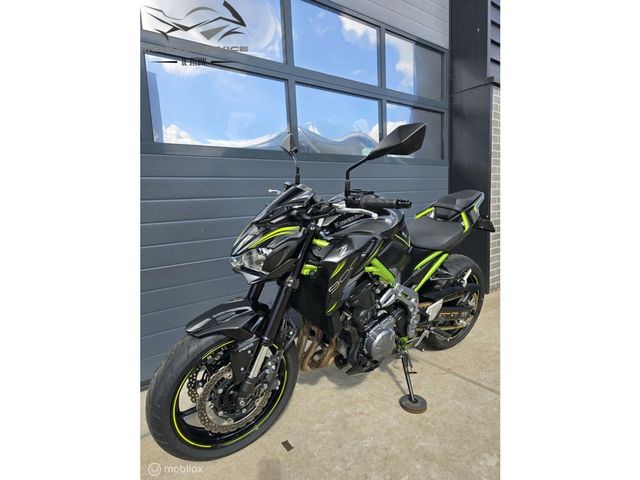 kawasaki - z900