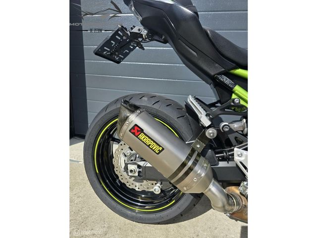 kawasaki - z900