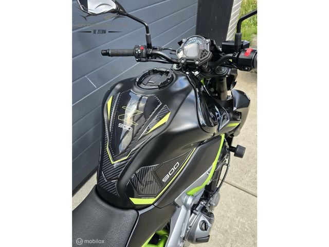 kawasaki - z900
