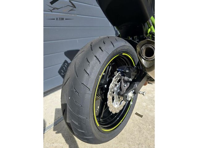 kawasaki - z900