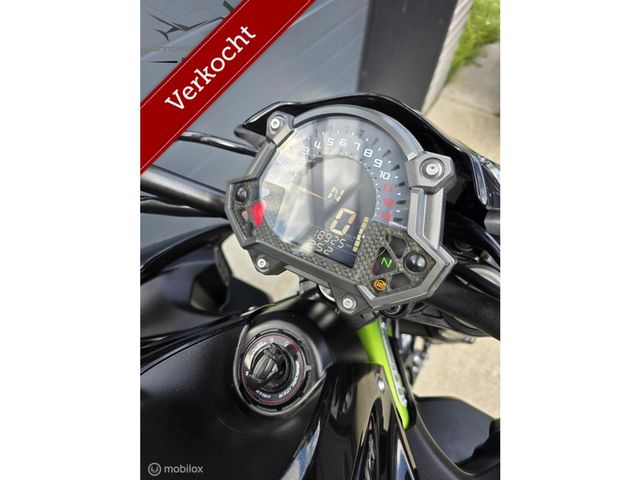 kawasaki - z900