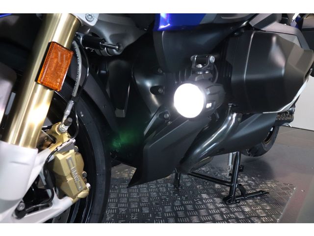 bmw - r-1250-rt