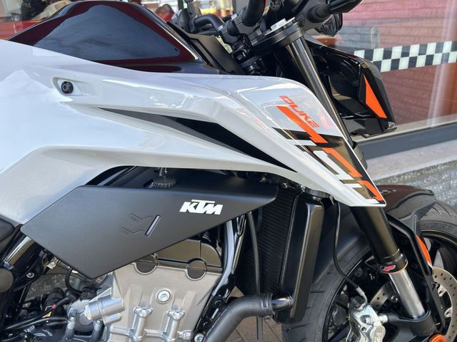 ktm - 790-duke