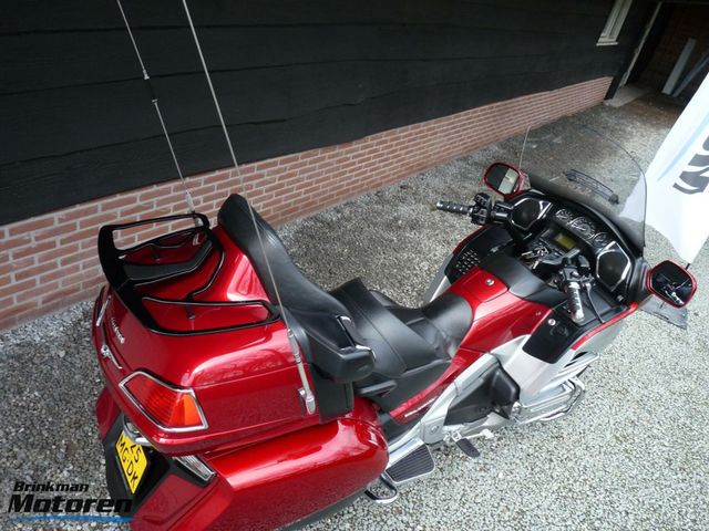 honda - gl-1800-goldwing-c-abs