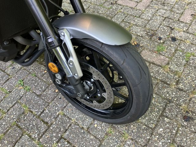 yamaha - xsr-900