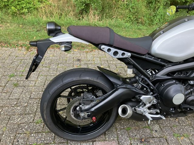 yamaha - xsr-900