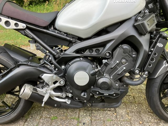 yamaha - xsr-900
