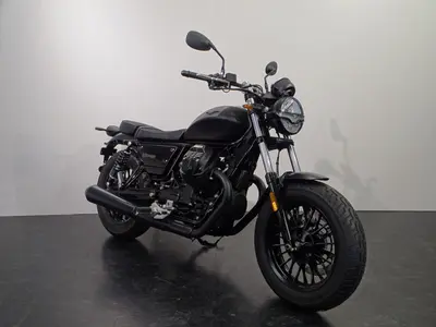 MOTO GUZZI V 9 BOBBER – foto 2