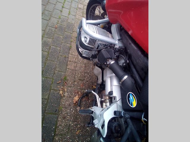 bmw - r-1100-gs