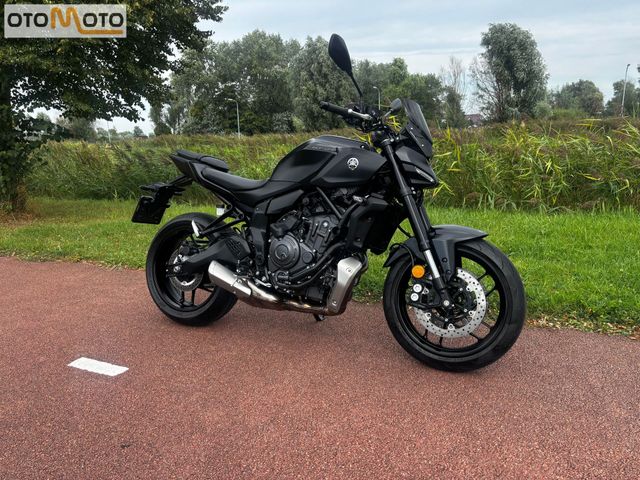 yamaha - mt-07-y-amt