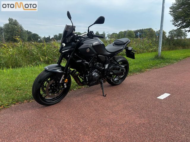 yamaha - mt-07-y-amt