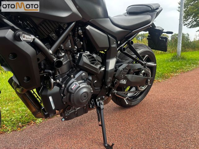 yamaha - mt-07-y-amt