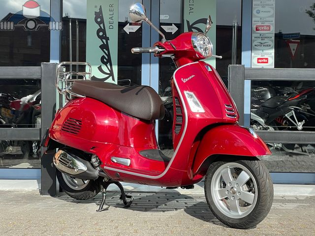 vespa - gts-300-touring