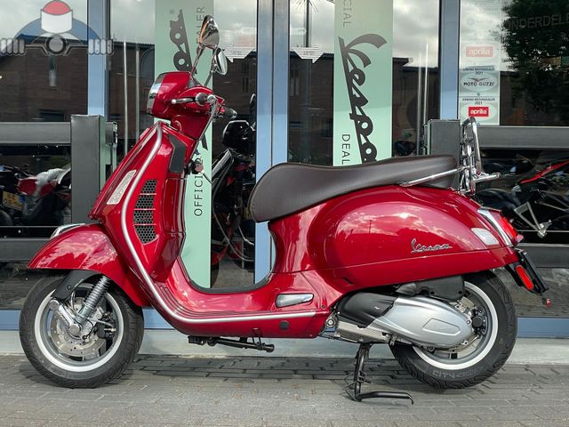 vespa - gts-300-touring
