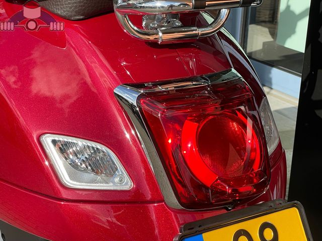 vespa - gts-300-touring
