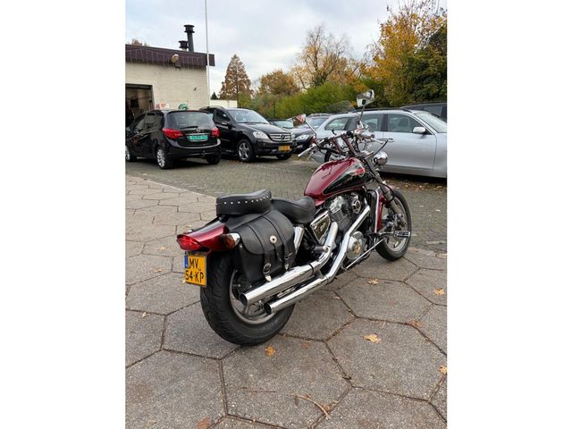 honda - vt-1100-c-shadow