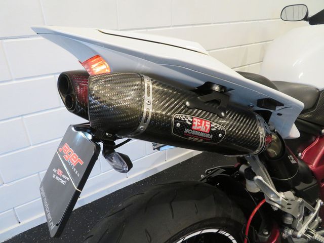 yamaha - yzf-r1