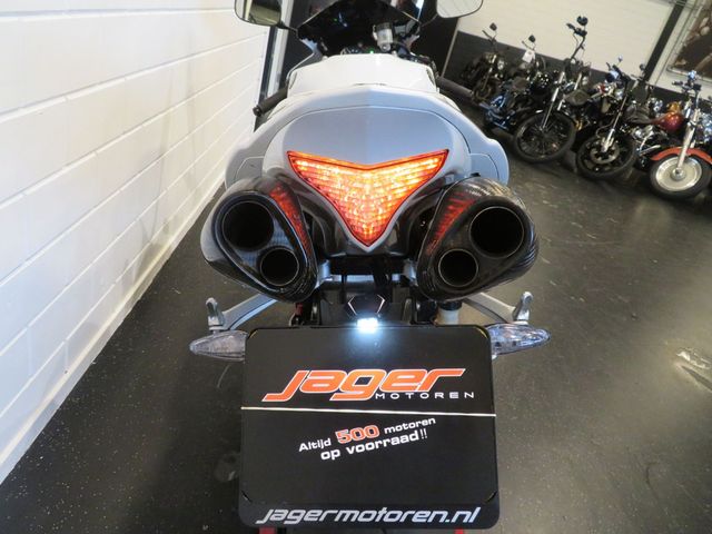 yamaha - yzf-r1