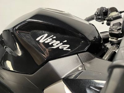 KAWASAKI NINJA 400 – foto 3