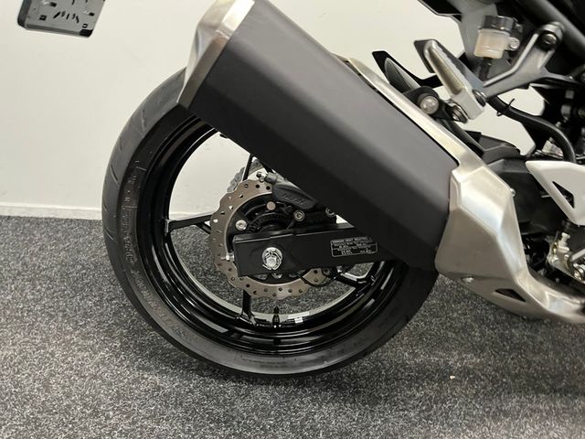 kawasaki - ninja-400