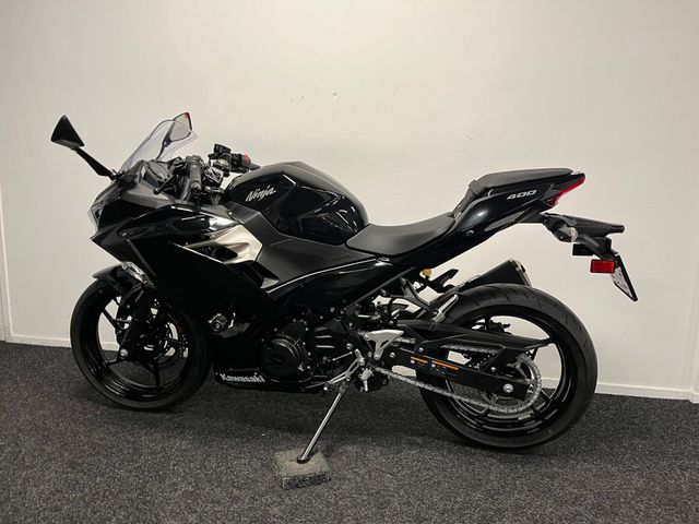 kawasaki - ninja-400