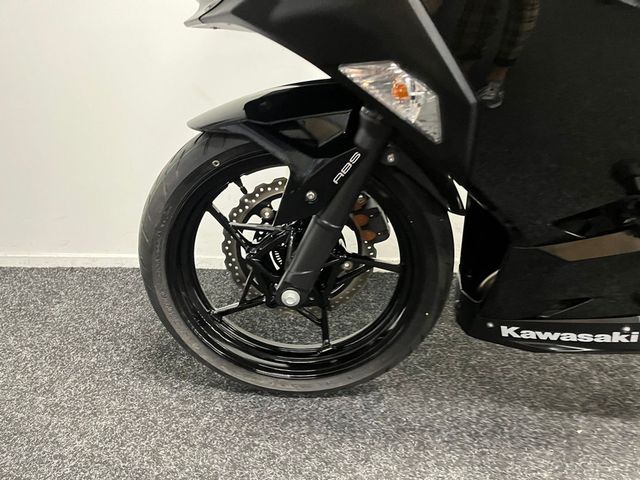 kawasaki - ninja-400
