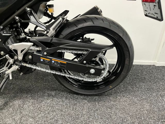 kawasaki - ninja-400
