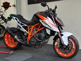 KTM 1290 SUPER DUKE R