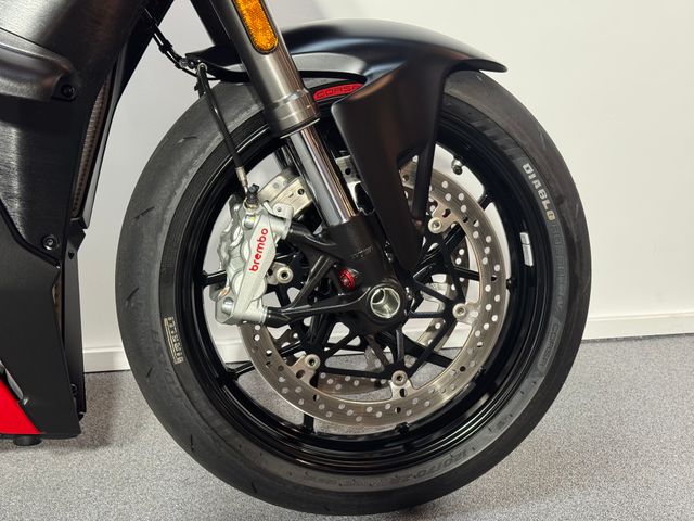 ducati - streetfighter-v4