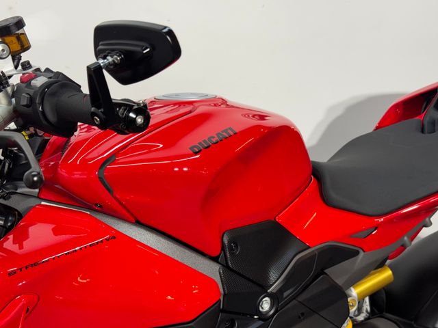 ducati - streetfighter-v4