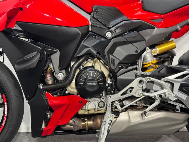 ducati - streetfighter-v4
