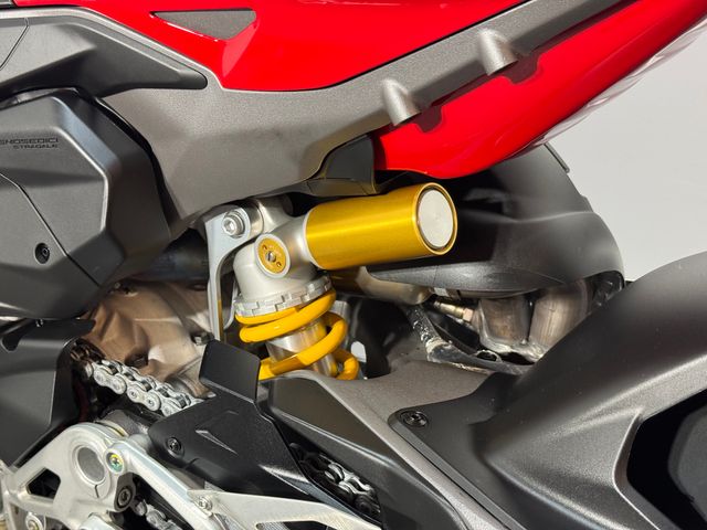 ducati - streetfighter-v4
