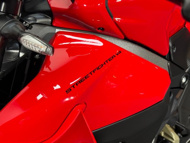 ducati - streetfighter-v4