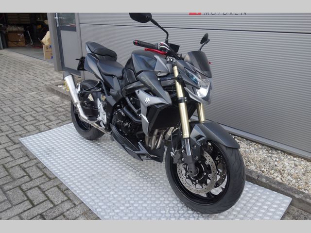 suzuki - gsr-750-a