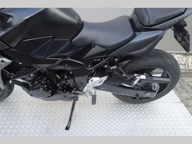 suzuki - gsr-750-a