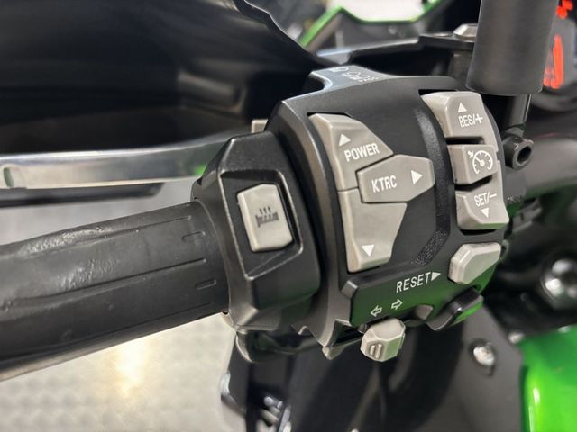 kawasaki - versys-1000-abs