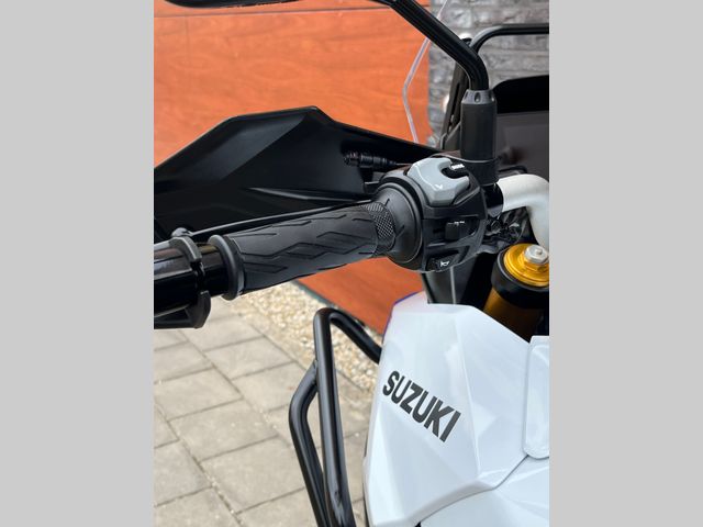 suzuki - v-strom-800-de